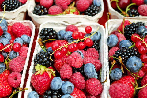 Frozen yogurt ai frutti di bosco, ricetta light | Pinkfoodshop