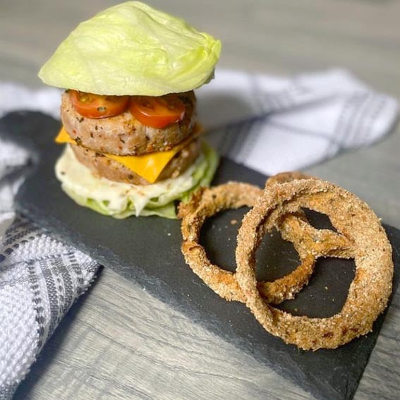 Ricetta burger con anelli di cipolla light 