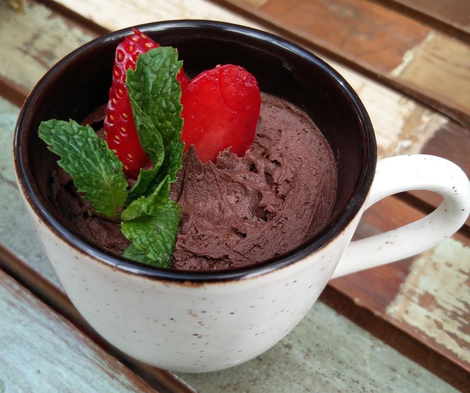 Mousse di cioccolato e avocado | Pinkfoodshop