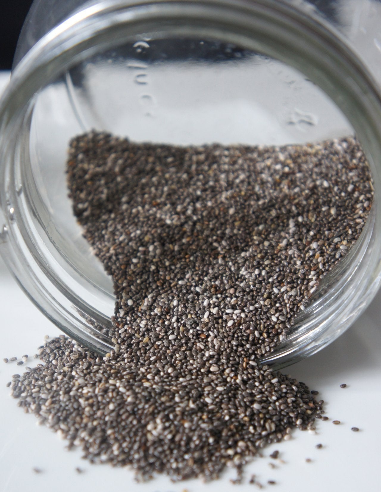 Semi di Chia, 10 proprietà che ne fanno un vero "superfood" | Pinkfoodshop