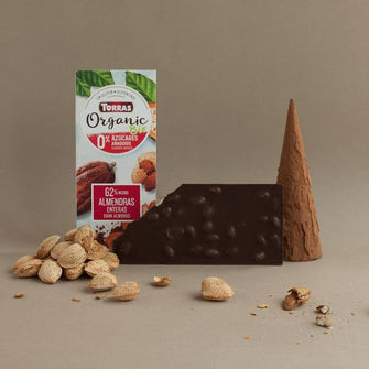 Cioccolato fondente biologico con mandorle senza zucchero aggiunto e senza glutine Torras